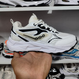 کفش زنانه مدل ساکنی ـ saucony رنگ سفید مشکی